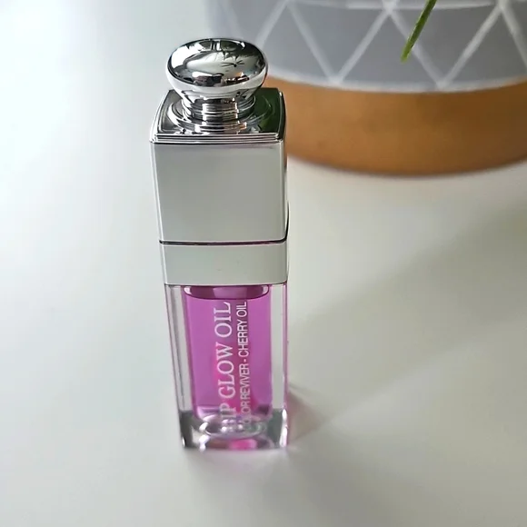 Dior Addict Lip Glow Oil - Cherry Oil Pink Lilac 062 - Picture 5 of 7